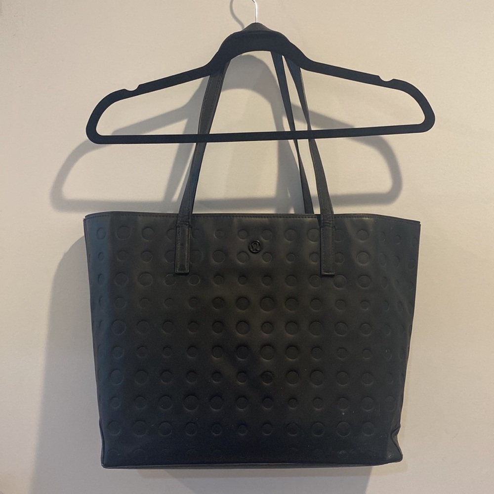 Lululemon structured black tote bag